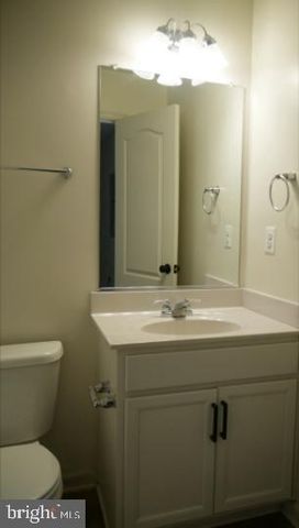 2517 DRAKE LN, Fredericksburg, VA 22408
