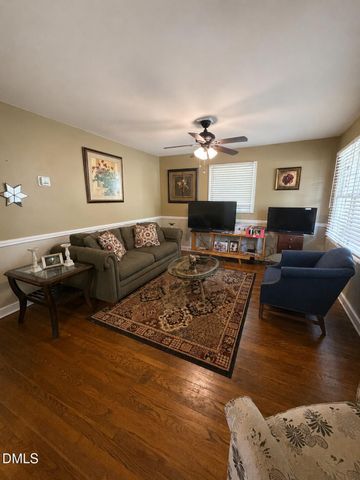 513 Madison Avenue, Cary, NC 27513
