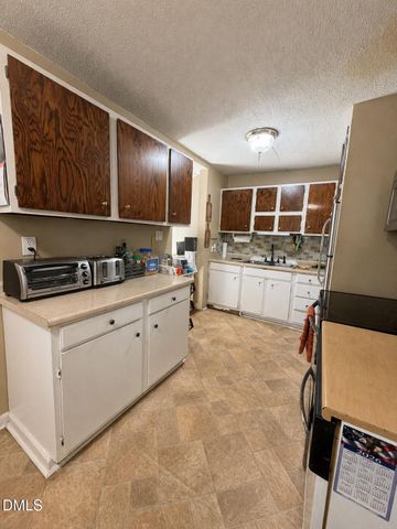 513 Madison Avenue, Cary, NC 27513