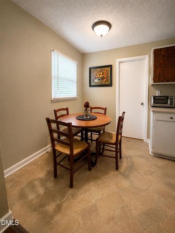 513 Madison Avenue, Cary, NC 27513