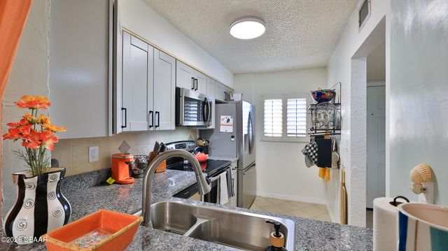 145 N Halifax Ave Apt 705, Daytona Beach, FL 32118