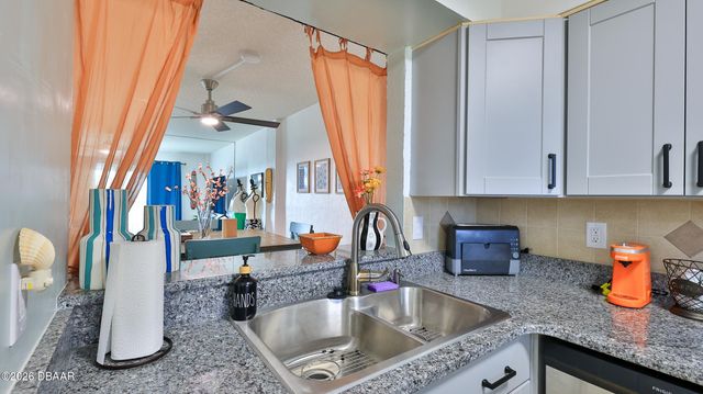 145 N Halifax Ave Apt 705, Daytona Beach, FL 32118