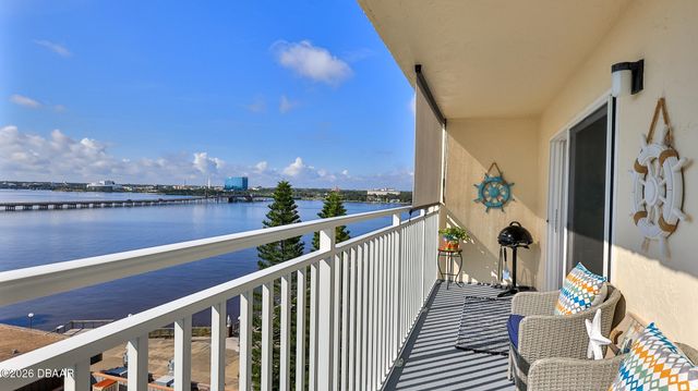 145 N Halifax Ave Apt 705, Daytona Beach, FL 32118