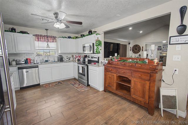 1921 S 64th Street W, Muskogee, OK 74401