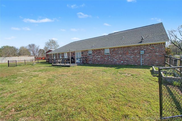 1921 S 64th Street W, Muskogee, OK 74401