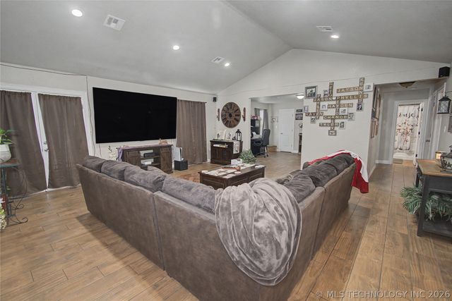 1921 S 64th Street W, Muskogee, OK 74401