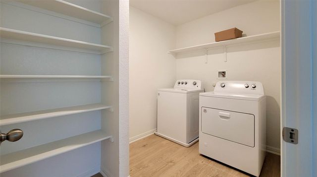 325 Brody LN, Georgetown, TX 78626