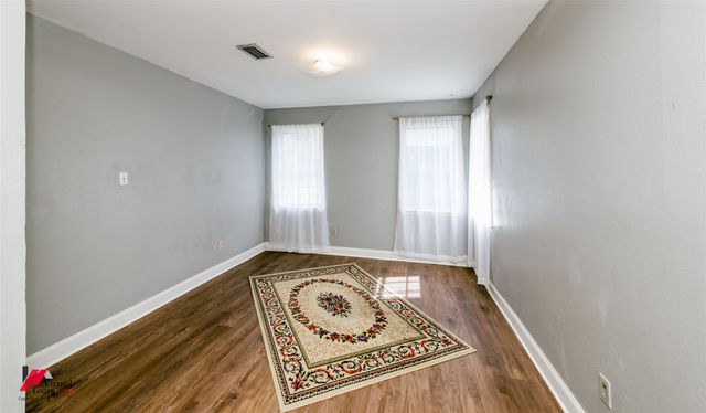 649 Woodmont Place, Shreveport, LA 71108