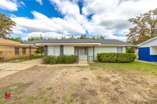 649 Woodmont Place, Shreveport, LA 71108