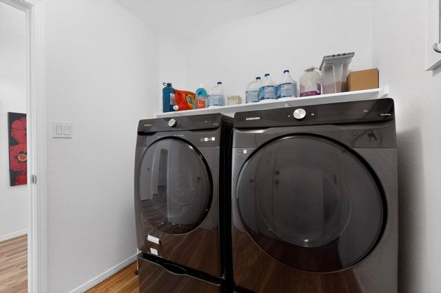 103 Oakwood Court SW, Rio Rancho, NM 87124