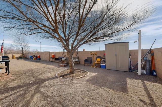 103 Oakwood Court SW, Rio Rancho, NM 87124