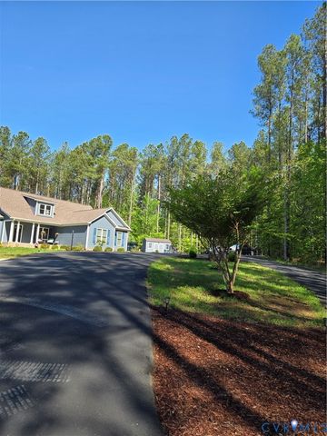 3990 Mill Station Dr, Powhatan, VA 23139