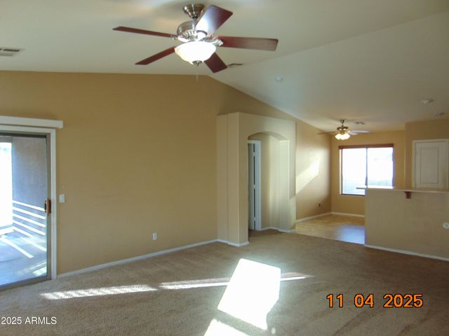 10610 W WINDSOR Avenue W, Avondale, AZ 85392