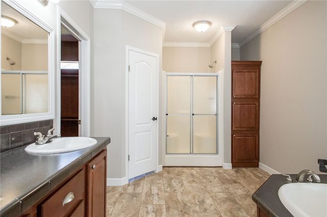 2734 Woodridge Road, Waycross, GA 31503