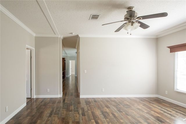 2734 Woodridge Road, Waycross, GA 31503