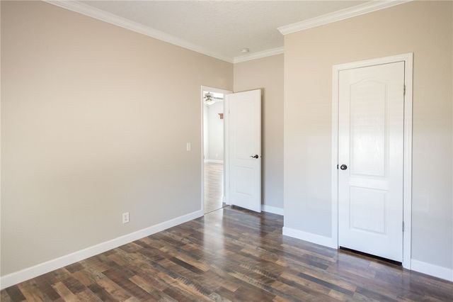 2734 Woodridge Road, Waycross, GA 31503