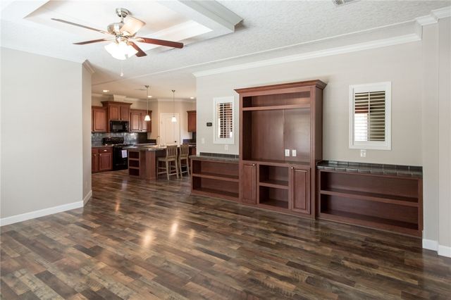 2734 Woodridge Road, Waycross, GA 31503