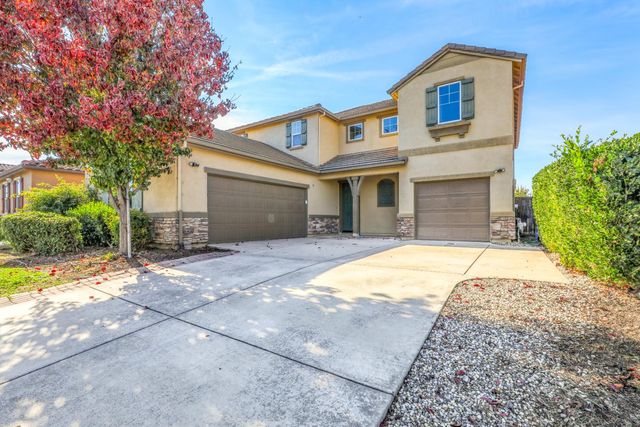 10084 Cape Verde Dr, Elk Grove, CA 95757