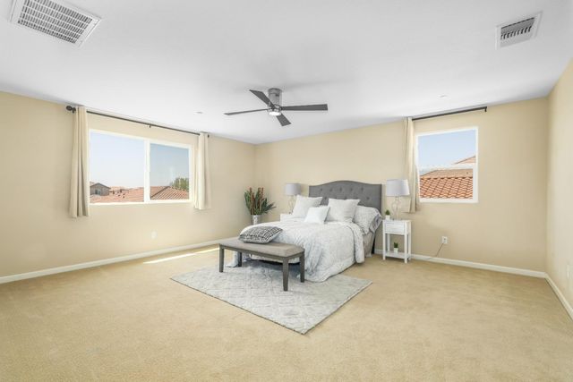 10084 Cape Verde Dr, Elk Grove, CA 95757