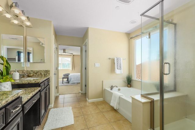 10084 Cape Verde Dr, Elk Grove, CA 95757