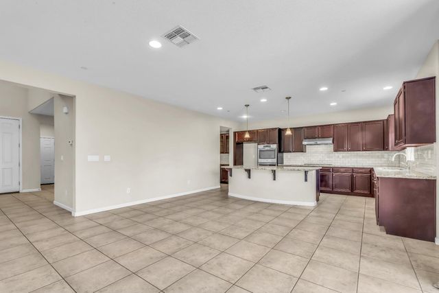10084 Cape Verde Dr, Elk Grove, CA 95757