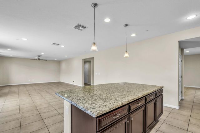 10084 Cape Verde Dr, Elk Grove, CA 95757