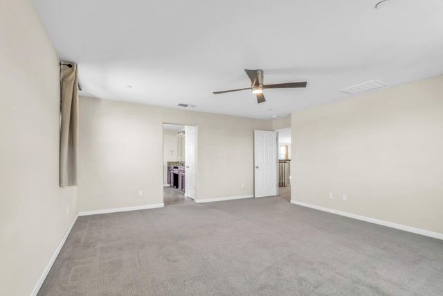 10084 Cape Verde Dr, Elk Grove, CA 95757