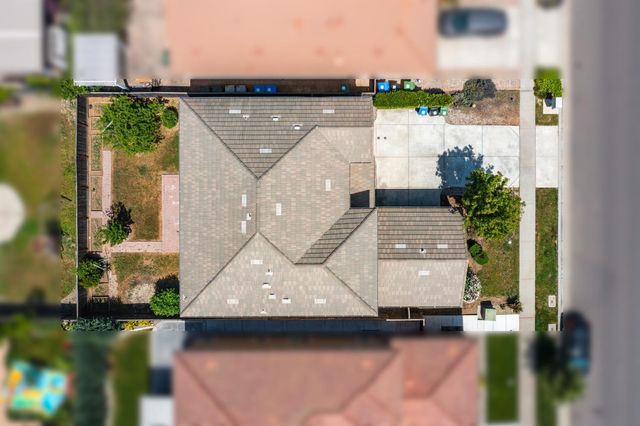 10084 Cape Verde Dr, Elk Grove, CA 95757