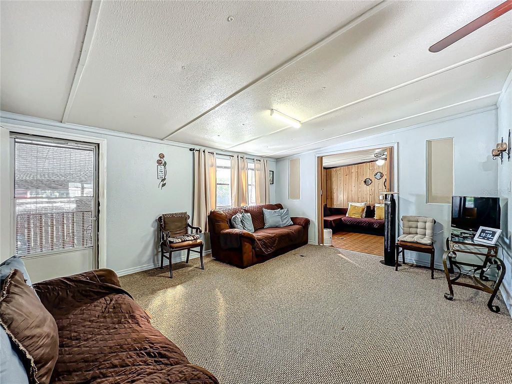 Image 11 of property listing at 312 2ND STREET, Orlando, FL 32824