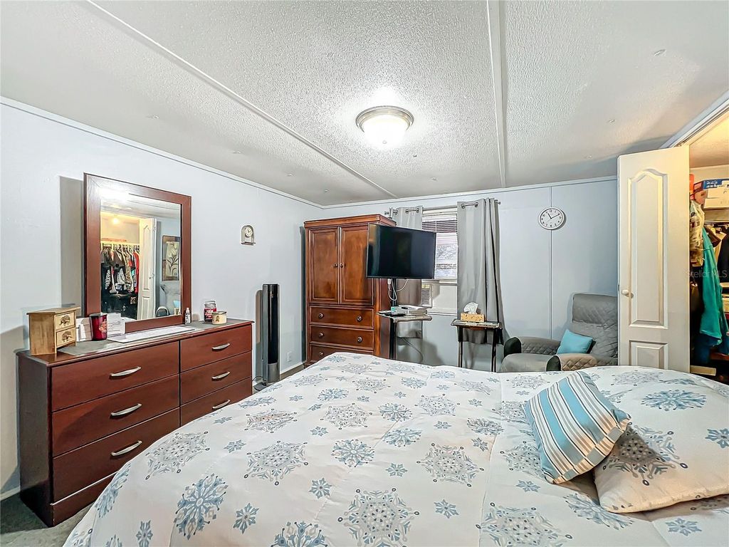 Image 36 of property listing at 312 2ND STREET, Orlando, FL 32824