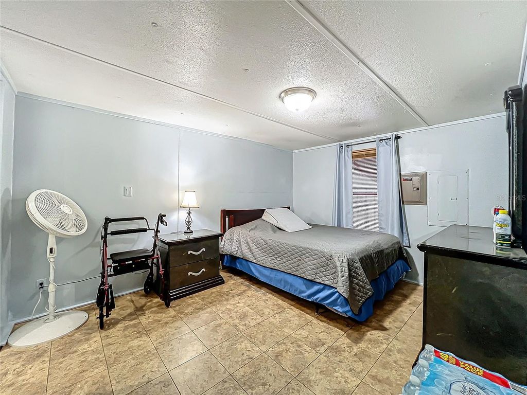 Image 43 of property listing at 312 2ND STREET, Orlando, FL 32824