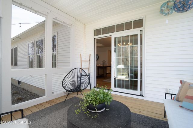 11 West Avenue, Round Lake, NY 12151