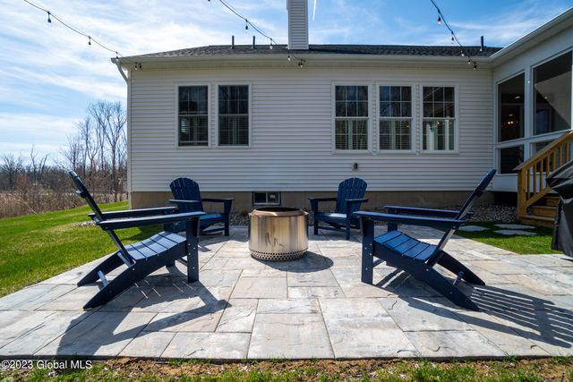 11 West Avenue, Round Lake, NY 12151