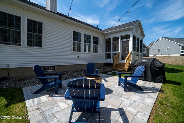 11 West Avenue, Round Lake, NY 12151