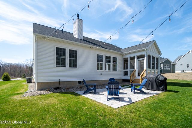 11 West Avenue, Round Lake, NY 12151