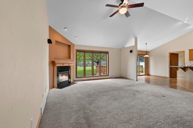 821 ASH STREET, Green Bay, WI 54313