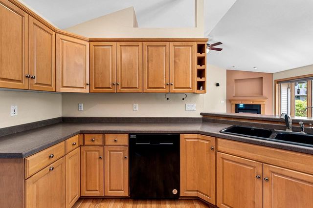 821 ASH STREET, Green Bay, WI 54313