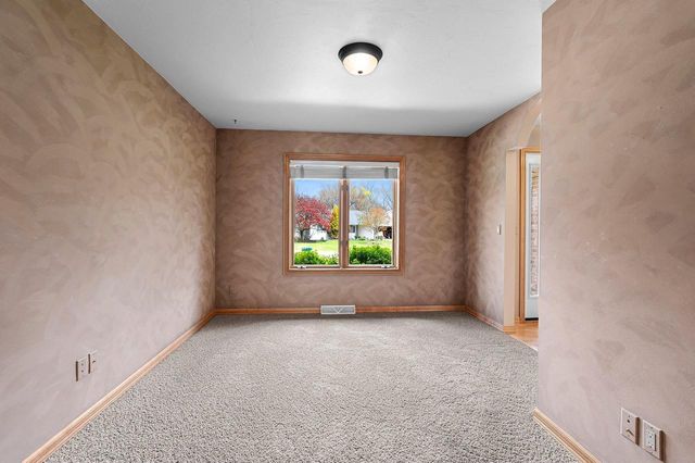 821 ASH STREET, Green Bay, WI 54313