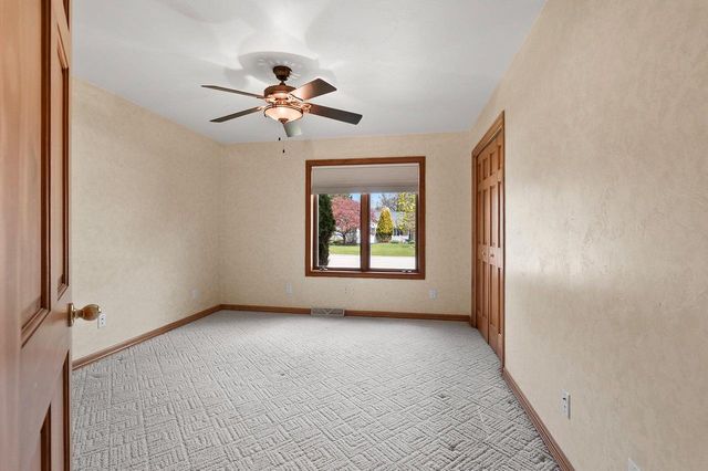 821 ASH STREET, Green Bay, WI 54313