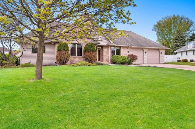 821 ASH STREET, Green Bay, WI 54313