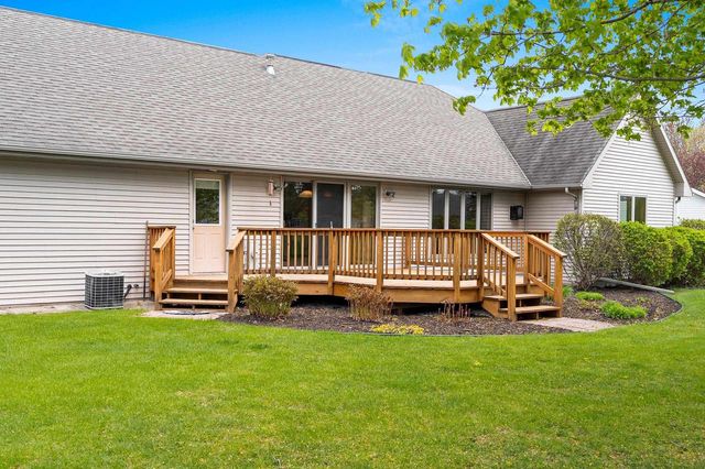 821 ASH STREET, Green Bay, WI 54313