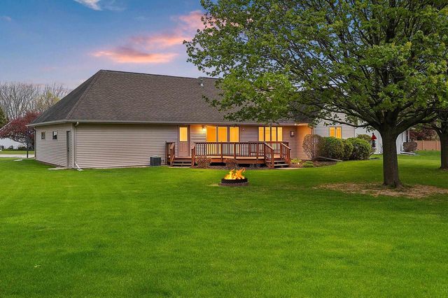 821 ASH STREET, Green Bay, WI 54313