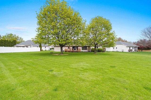 821 ASH STREET, Green Bay, WI 54313