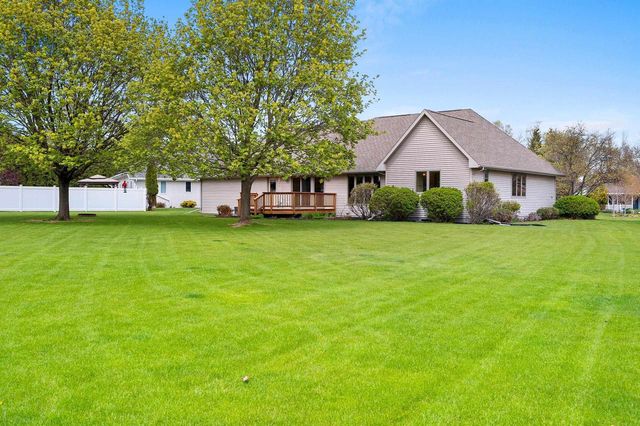 821 ASH STREET, Green Bay, WI 54313