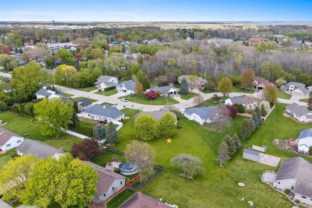 821 ASH STREET, Green Bay, WI 54313