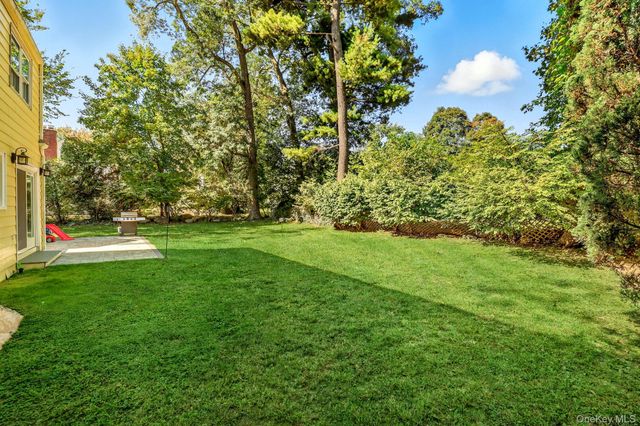 110 Topland Road, White Plains, NY 10605