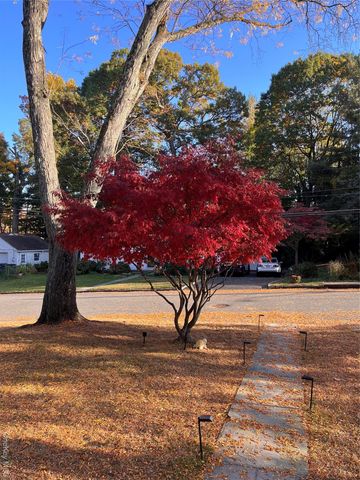 110 Topland Road, White Plains, NY 10605