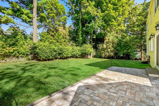 110 Topland Road, White Plains, NY 10605