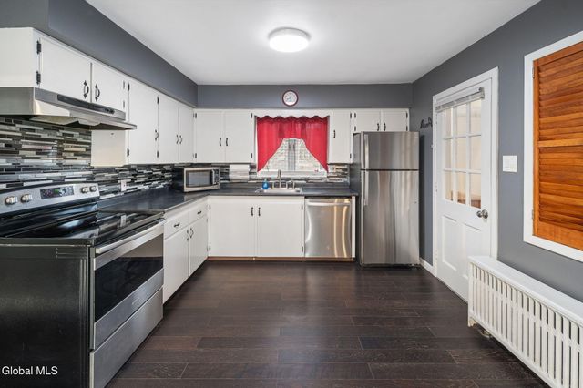 38 Weatherwax Road, Poestenkill, NY 12140