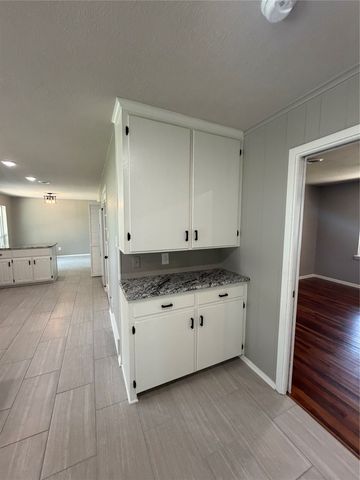 1601 San Jacinto Street, Sulphur Springs, TX 75482